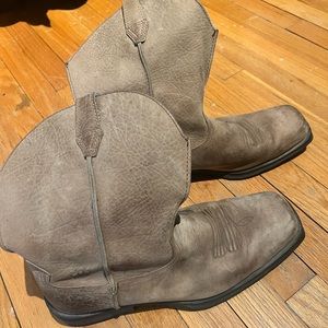 Ariat square toed work boots